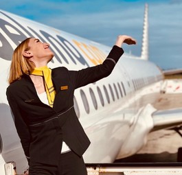 Crewmitglied von Vueling: Sehr unterschiedliche Anforderungen an Männer und Frauen.