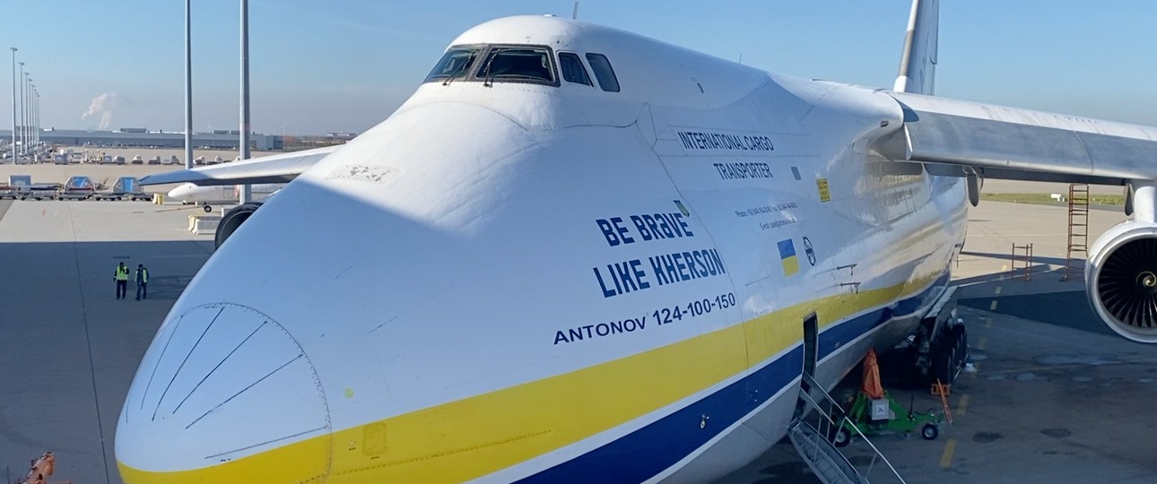 Eine der Antonov An-124 von Antonov Airlines am Flughafen Leipzig/Halle (Archivbild): Offenbar knapp einer Katastrophe entgangen.