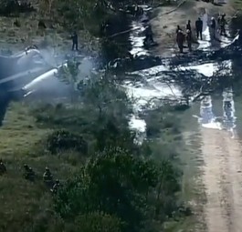 MD-87 geht nach Crash beim Start in Flammen auf
