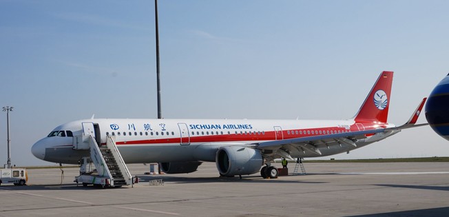 Die von Sichuan Airlines einen Tag später.