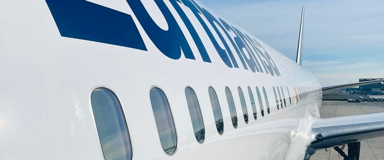 Boeing 787 von Lufthansa: Die meisten Flugzeuge belieben am Donnerstag (12. Februar) am Boden. 