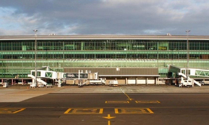 Flughafen Kapstadt: Das Kerosin ist knapp.