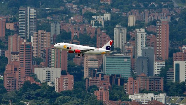 Der Jungfernflug von Viva Colombia: Mit Tiefstpreisen zu Marktanteilen.