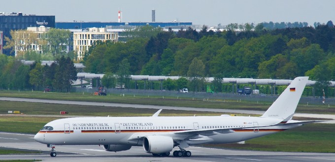 Die erste Maschine wird im Juli an die Flugbereitschaft übergeben.