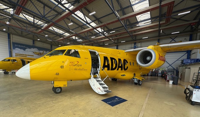 Dornier 328 Jet.