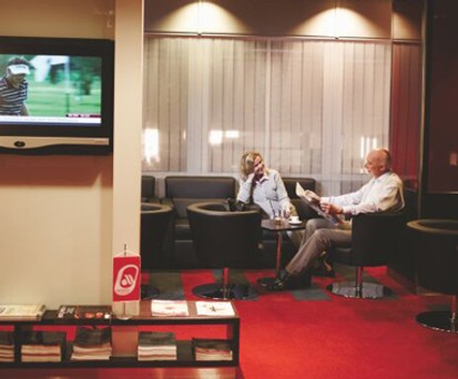 Business-Lounge von Air Berlin in Düsseldorf: Bald auch für Europa-Reisende zugänglich.