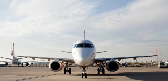Embraer E195 von Austrian Airlines: Die Aufnahme der neuen Flugzeuge bereitet Probleme.