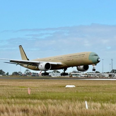 Der Airbus A350-1000 ULR mit der Kennung F-WULR ist um 10:43 Ortszeit zum ersten Mal auf australischem Boden gelandet.  