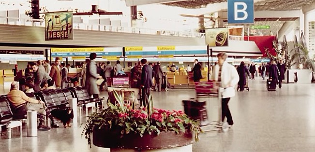 Ein Blick in die Empfangshalle von Terminal 1 im Jahre 1972.