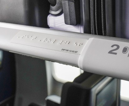 Dreamliner von United: Die Fluglinie will bis 2026 ihre Flotte mit Blindenschrift ausstatten.