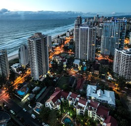 Die Tasmansee, hier bei Brisbane: Heiß umkämpfte Flugstrecken.