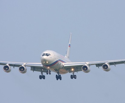 Ilyuhsin Il-96 der russischen Sonderflugstaffel: Unterwegs nach Alaska.