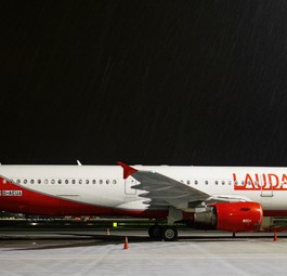 Der Airbus A321 vor seiner Abreise nach Asien: Umbau in Singapur.