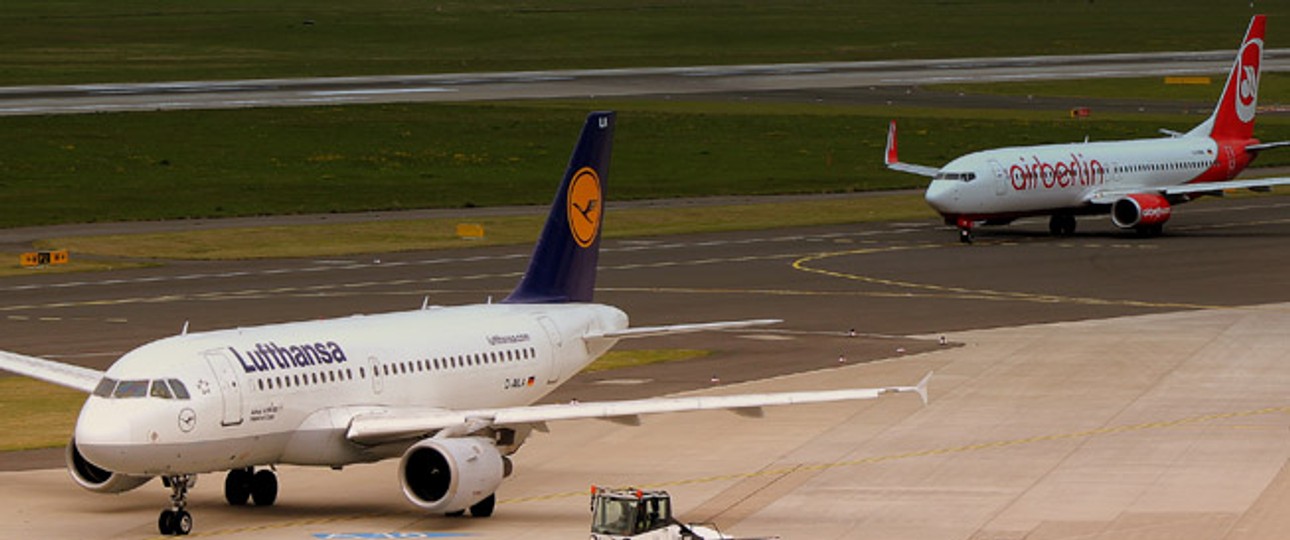 In der Branche wurde umgehend gemunkelt, dass der Ex-Lufthansa-Mann im Grunde die Integration in die größte deutsche Airline vorantreiben soll.