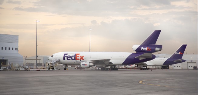 Platz 1: Fedex. 16,0 Millionen Tonnen Fracht. Mit 649 Flugzeugen hat Fedex auch die größte Flotte von Verkehrsflugzeugen weltweit – hinter American Airlines. Zu ihr gehören neben modernen Flugzeugen wie der Boeing 777 auch alte Schätzchen wie MD-11, DC-10 oder die einmotorige Cessna 208 Caravan.