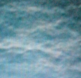 Türe von MH 370? Die vietnamesische Marine machte dieses Objekt im Wasser aus.
