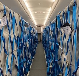 'Class F Quick Change'-Lösung in einer Embraer E195: Kabine wird zum Frachtraum.