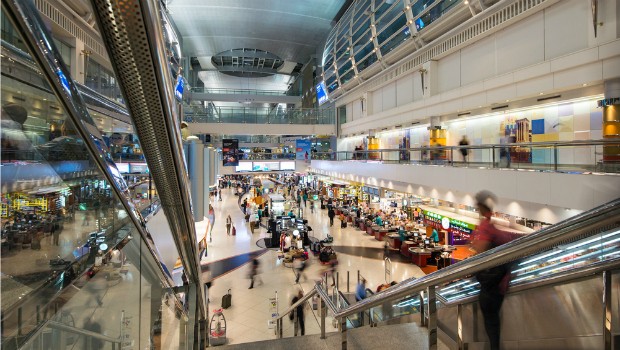 und Dubai fliegen jährlich über 100 Millionen Passagiere. Schaut man die Zahlen jedoch auf Städte-Basis an, hat Dubai International Heathrow mit 70 Millionen Passagieren 2014 überholt und ist somit der grösste internationale Hub.