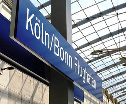 Bahnhof des Flughafens Köln/Bonn: bis hierhin kommt man derzeit noch ohne Probleme.