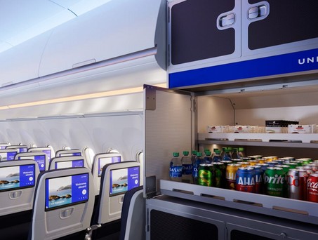 Kabine des Airbus A321 XLR von United: Bald nach Toulouse unterwegs. 