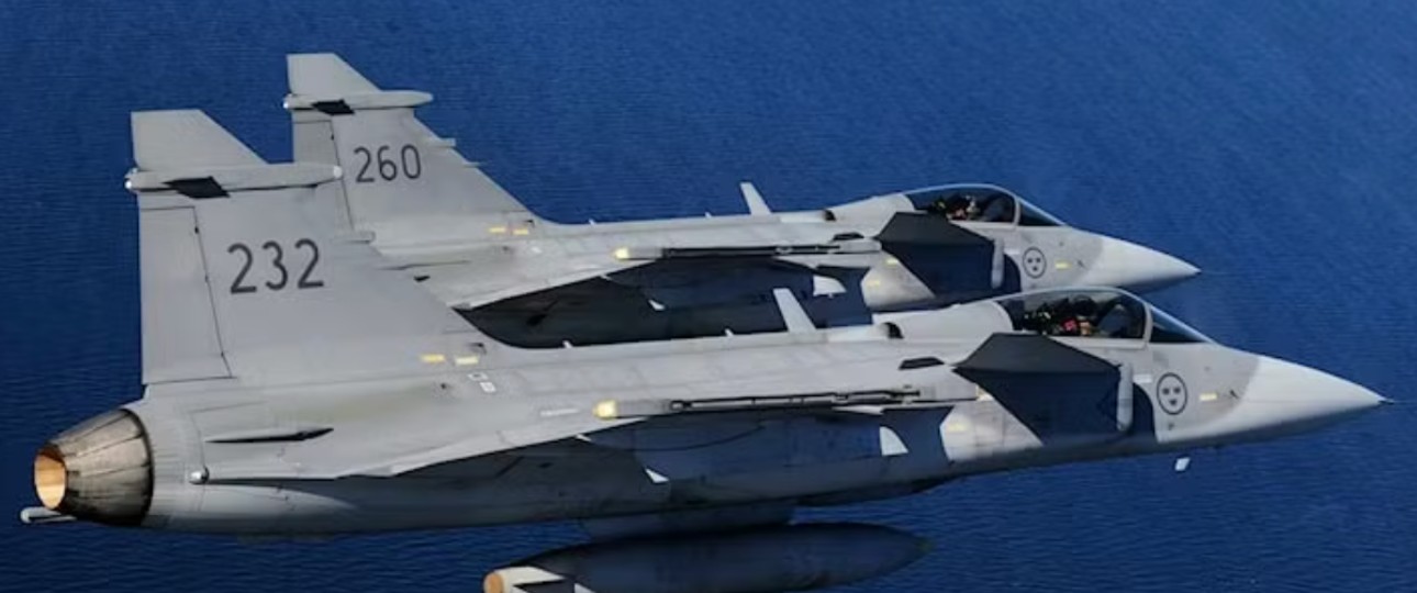 Saab JAS 30 Gripen Das Akronym steht für Jakt, Attack och Spaning (Jagd, Angriff und Aufklärung) 