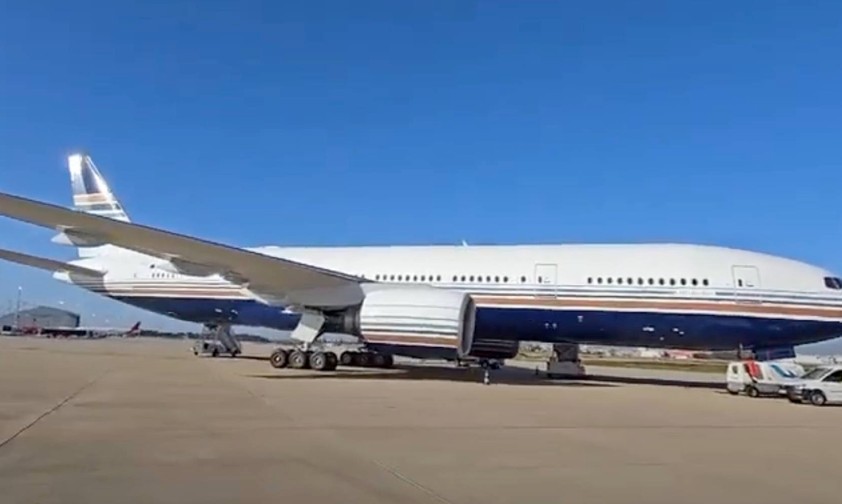Boeing 777 von Privilege Style: gehört einer österreichischen Leasingfirma.