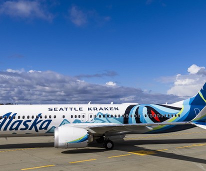Boeing 737 Max 9 mit dem Kennzeichen N915AK: Ehrt die Seattle Kraken.