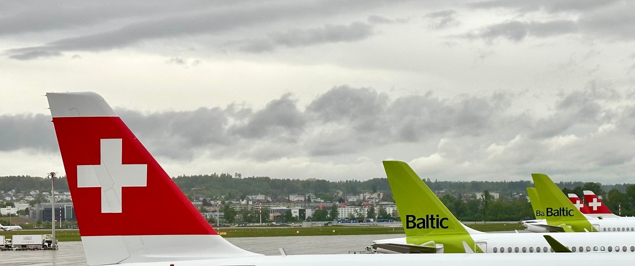 Flugzeuge von Air Baltic und Swiss in Zürich: Künftig wohl seltener gemeinsam zu sehen.