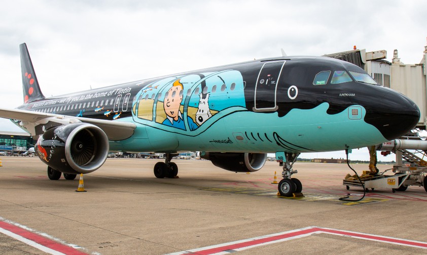 Brussels Airlines‘ Airbus A320 im Tim-und-Struppi-Design: Die Bemalung des Jets ...