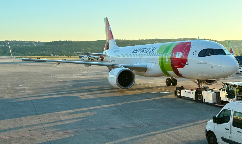 Airbus A320 Neo von Tap am Gate: Wer greift zu?