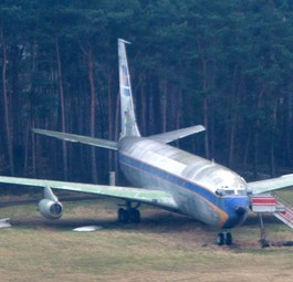 Die Boeing 707 in Berlin-Tegel: Ein Geschenk von Boeing an Lufthansa.