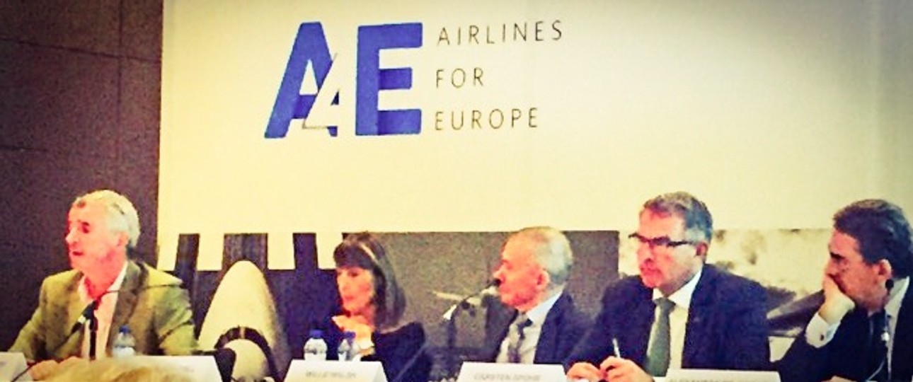 Michael O'Leary, Carolyn McCall, Willie Walsh, Carsten Spohr und  Alexandere Juniac: Ihr neuer Verband will für bessere Regeln in Europa sorgen.