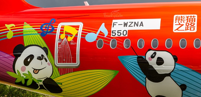 Neuer Airbus A350 für Sichuan Airlines in Toulouse: Es ist ....
