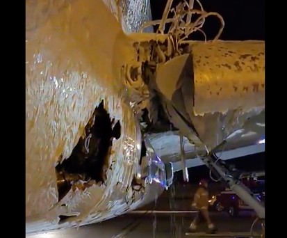 Die Schäden an der Embraer E195: Die OY-GDC wird wohl kaum je wieder fliegen.