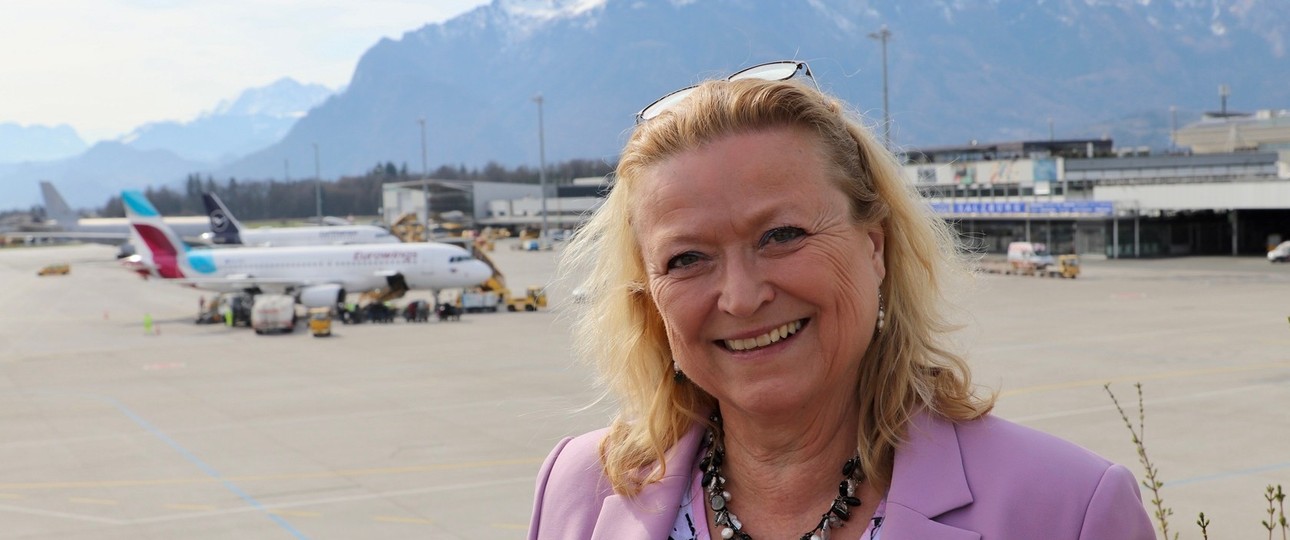 Salzburgs Flughafenchefin Bettina Ganghofer: Fan von Besucherterrassen.