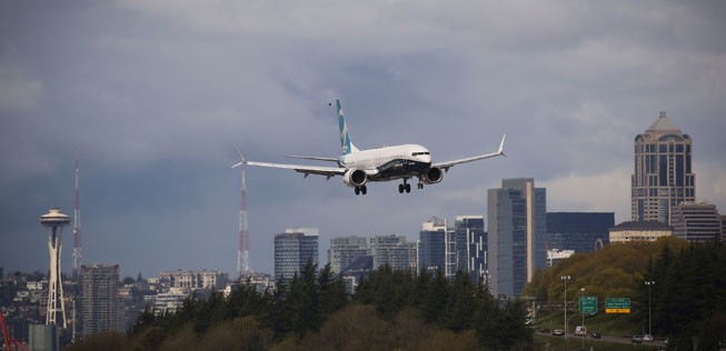 Boeing 737 Max: Hat Boeing rechtzeitig informiert?