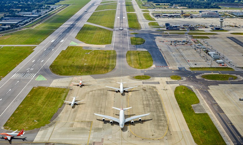 Flughafen Gatwick mit beiden Pisten: Die nördliche Piste wird bis 2030 verschoben.