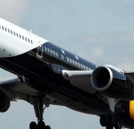 Boeing 757 von Titan Airways: Die britische Charterairline hätte nach St. Helena fliegen sollen.