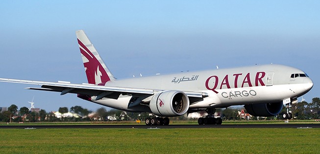 B777-Frachter von Qatar Airways: Politische Krise stärkt die Cargo-Division.