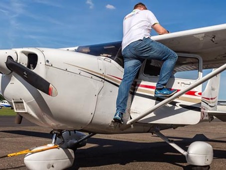 Flugvorbereitung: Die Berechnung des Schwerpunktes ist sehr wichtig.