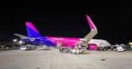 Airbus A321 Neo von Wizz Air: Die Ungarn verlegen für zwei Monate zahlreiche Flüge von Dortmund nach Köln.