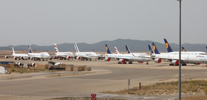 Lufthansa hat ebenfalls viele Jets hier abgestellt.