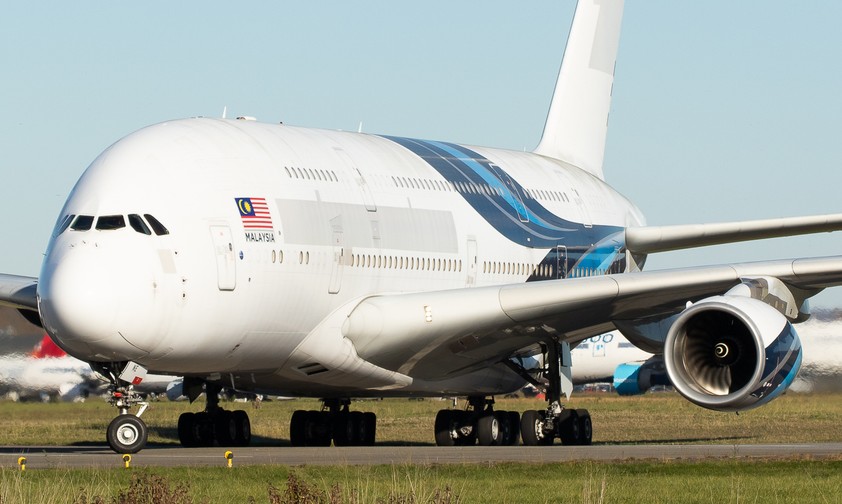 airbus a380 malaysia airlines 9m mne tarbes