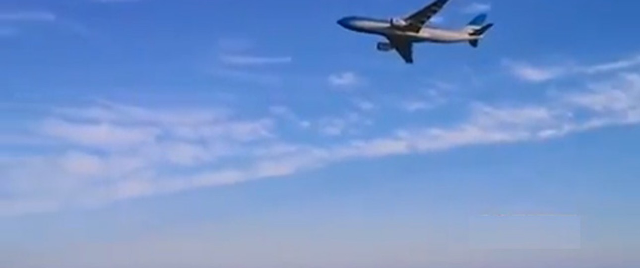 Tief über Mar del Plata: Airbus A330 von Aerolíneas Argentinas.