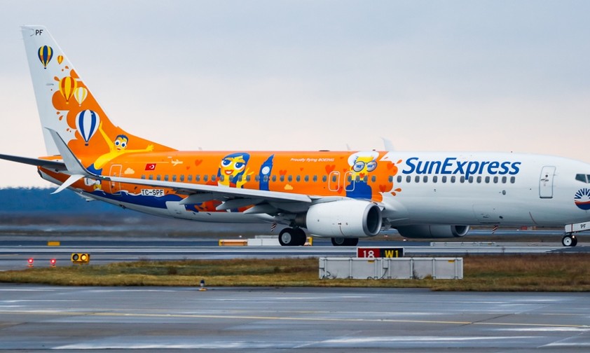 Die Boeing 737-800 mit dem Kennzeichen TC-SPF: Gehört der russischen GTLK.