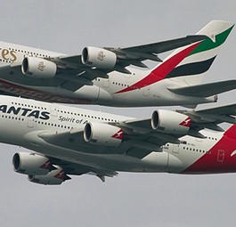 Tandemflug von Emirates' und Qantas' Superjumbos: Von nun an Partner.