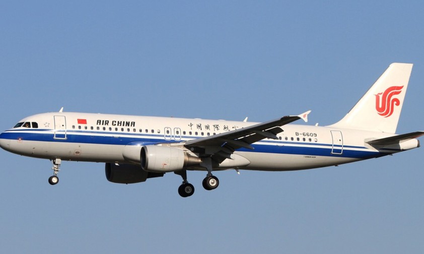 Flugzeug von Air China: Die Airlines ringen mit Online-Reiseportalen.