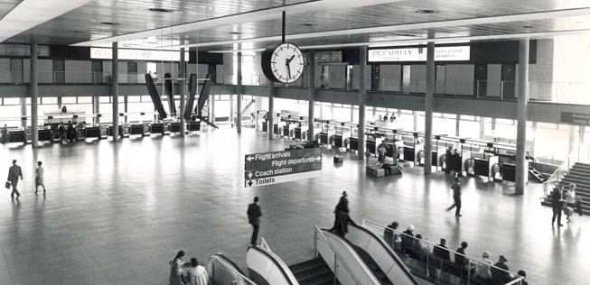 So sah der Check-in-Bereich 1958 aus.