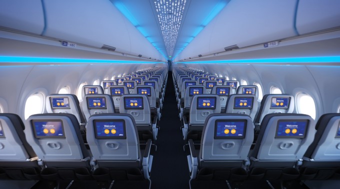 Die neue Kabine von Jetblue: Im A321 LR haben die Passagiere in der Economy Class 32 Zoll Beinfreiheit.