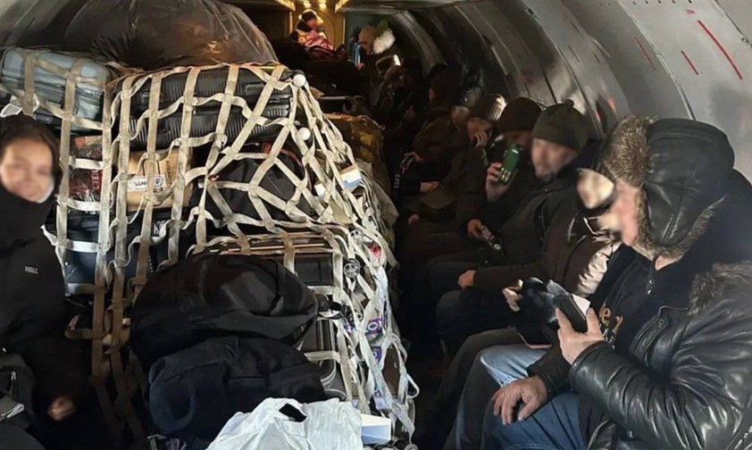 russland iraero antonov an 26 02